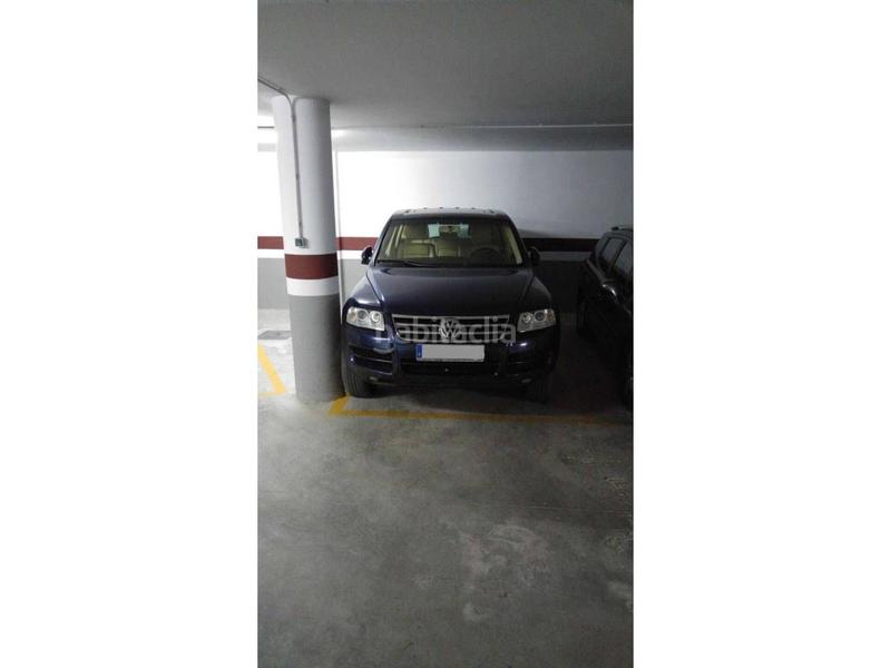 Foto 42036acd-a732-4ba9-b960-1f0c2af06d5e. Car parking in El Pilar Valencia