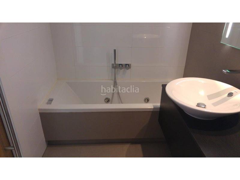 Foto 4f416e58-ae86-42db-8158-2823aa918dd4. Àtic amb aparcament a Sant Francesc Valencia