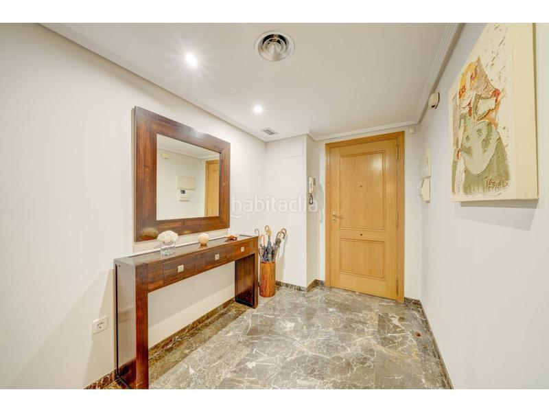 Foto 5bf5609a-206c-4ae3-bdc3-f06071f02d3e. Piso  en venta en penyaroja46023 en Penya-Roja - Avda. Francia Valencia