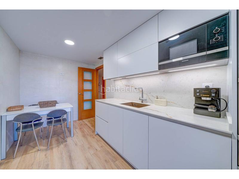 Foto 66e17de0-4925-4b03-b6d2-d63695e575bb. Piso  en venta en penyaroja46023 en Penya-Roja - Avda. Francia Valencia