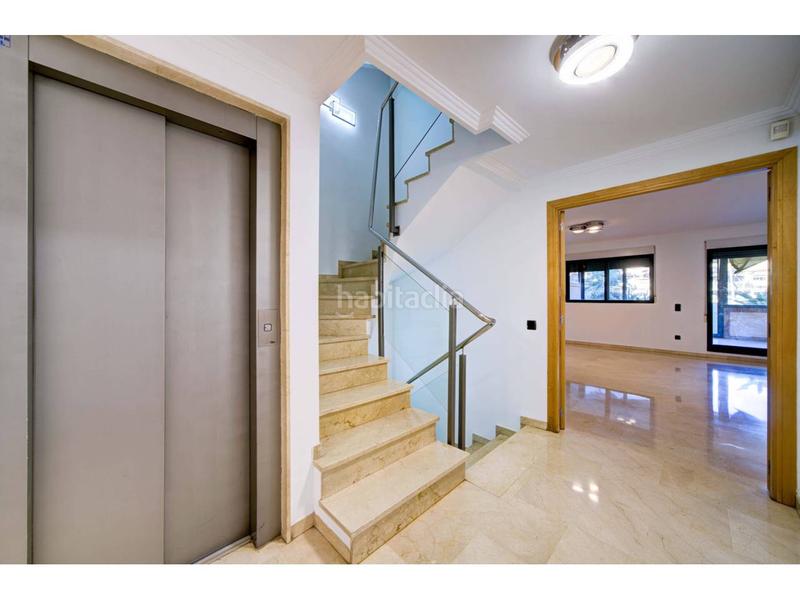 Foto 1da1d4d0-37d0-4f7f-beac-df2484a5aef7. Casa a schiera con riscaldamento parcheggio piscina in Valencia