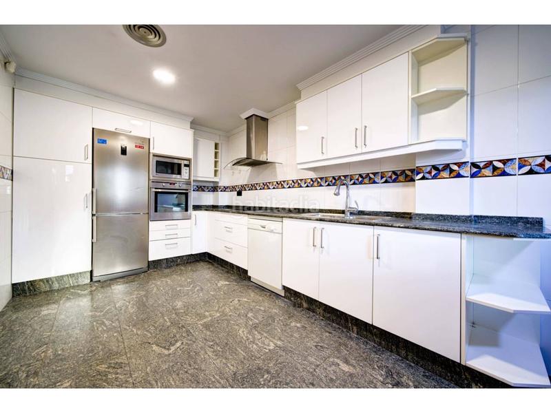 Foto 750ad9e6-0501-4206-9ff9-7a836e8734ee. Casa a schiera con riscaldamento parcheggio piscina in Valencia