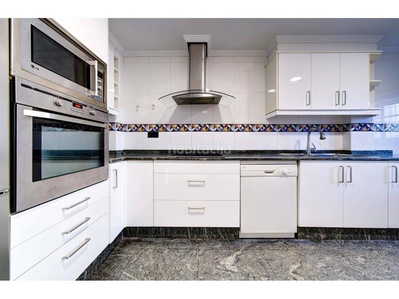 Foto 876a6b42-f1a1-4764-8617-4019d23b5dbb. Casa a schiera con riscaldamento parcheggio piscina in Valencia