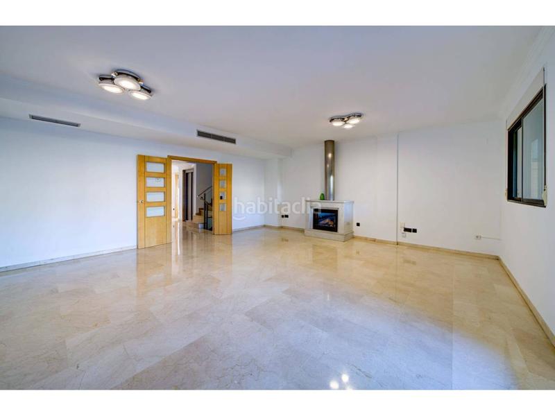 Foto 94225ac1-ee53-4571-8155-3cf17a72e3dc. Casa a schiera con riscaldamento parcheggio piscina in Valencia