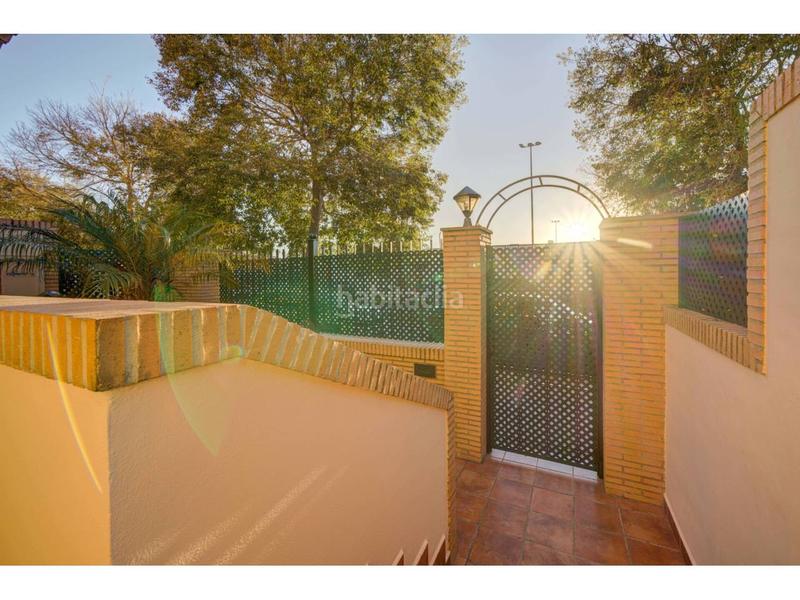 Foto ac696d52-5aa1-47ed-b4e8-7fcaf2cda7bf. Casa a schiera con riscaldamento parcheggio piscina in Valencia