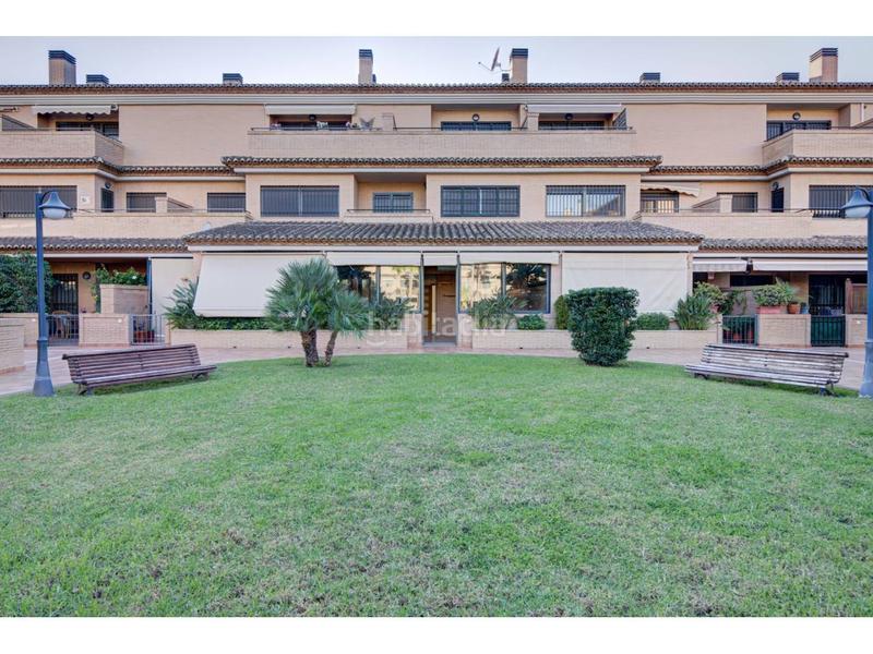 Foto eebfa7be-7d2e-41ad-ab4c-b579aeb862e3. Casa a schiera con riscaldamento parcheggio piscina in Valencia