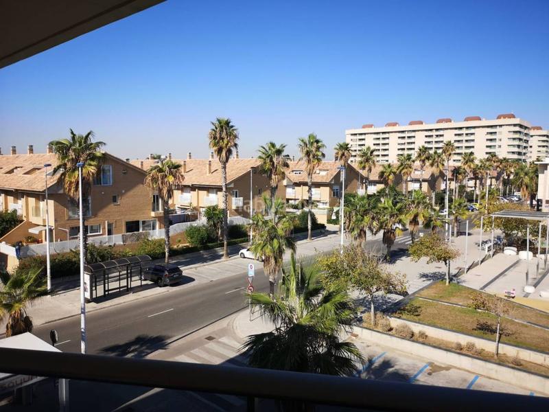 Foto f23bbd80-a356-4347-9b2c-a4567b6dbc70. Rent flat with parking in La Patacona Alboraya