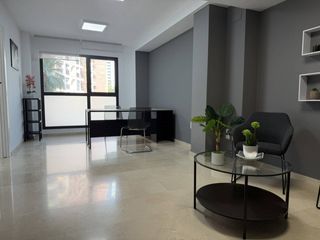 Ufficio in Calle Escultor Vicente Beltrán Grimal 24