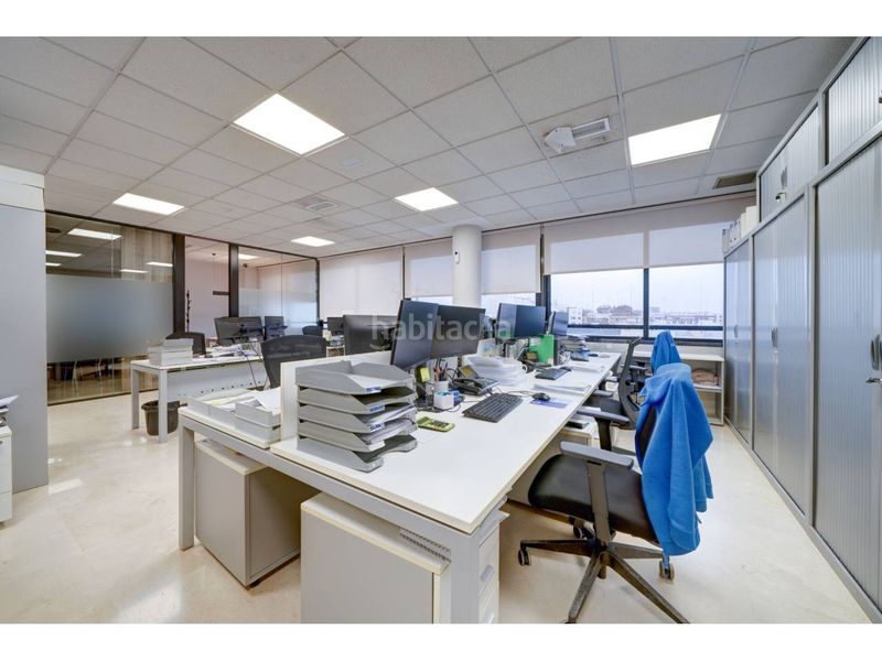 Foto 0d772e93-f914-4397-94b9-422ffbfe59be. Miete büro mit heizung parking in Aiora Valencia