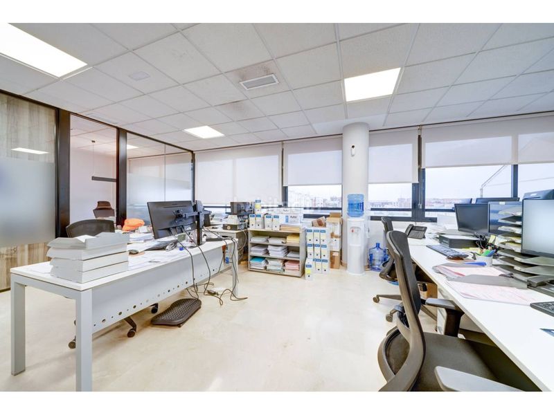 Foto 79d943c9-79f1-4037-af15-76470ada89c6. Miete büro mit heizung parking in Aiora Valencia