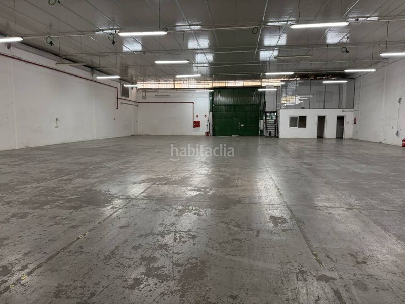 Foto 4e634bfa-6cfc-4af4-b4ac-bc5ed23953aa. Location bâtiment à usage industriel avec chauffage dans Quart de Poblet