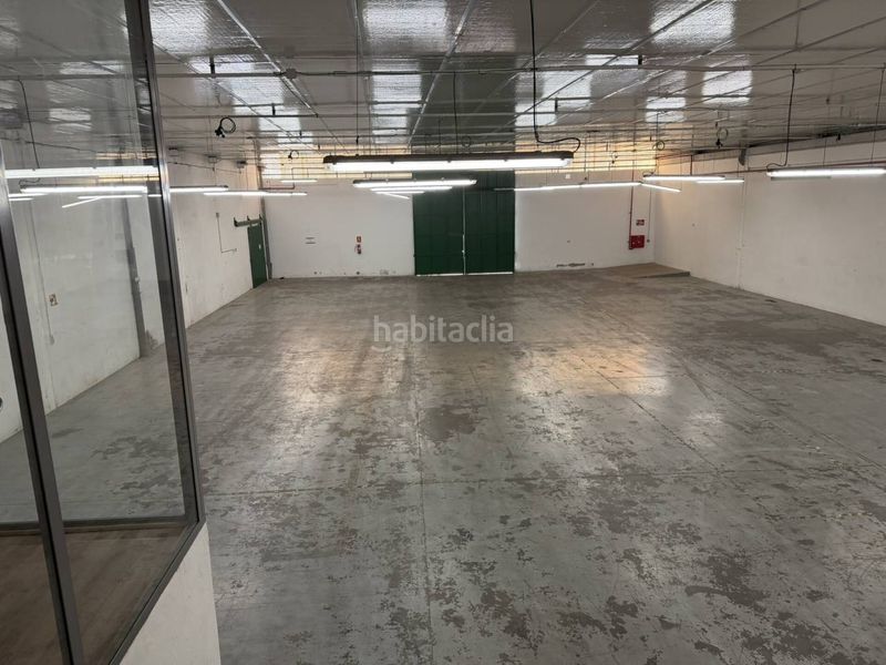 Foto 6940a5fd-d4a7-44f4-a865-62d3d65305b9. Location bâtiment à usage industriel avec chauffage dans Quart de Poblet