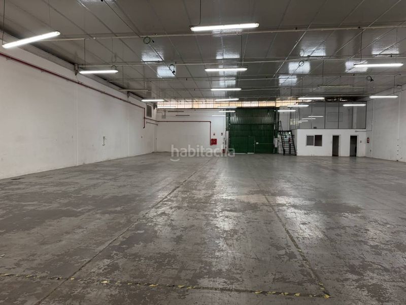 Foto 7fa6250c-866d-4e02-aef1-2ab9f24cf1f8. Location bâtiment à usage industriel avec chauffage dans Quart de Poblet