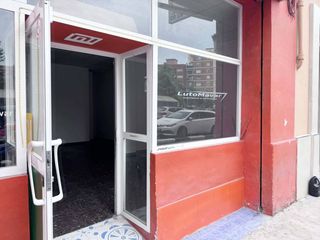 Lloguer Local Comercial  Calle cartagena. Local comercial en alquiler en nou moles