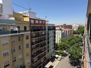 Pis a Calle Escultor José Capuz