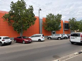 Location Bureau  Avenida juan ramón jiménez. Se alquila oficinas en 2 plantas