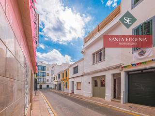 Casa en Tanques del Carme-Fort de l´Eau. A escasos pasos centro ciudad y con amplia terraza