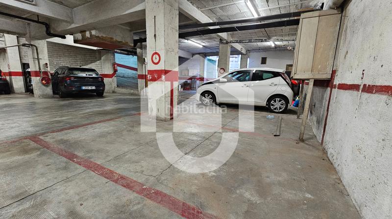 Foto 8287e319-9cb7-4a25-801f-bf8276090351. Aparcament cotxe a Verdum Barcelona