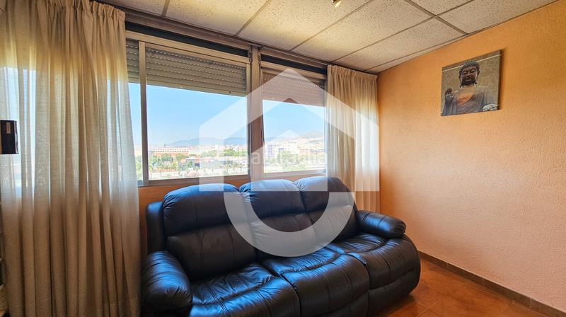 Foto 13142b24-22df-4bf4-a1b3-a2a967849e49. Attico in Riu Sud Santa Coloma de Gramenet