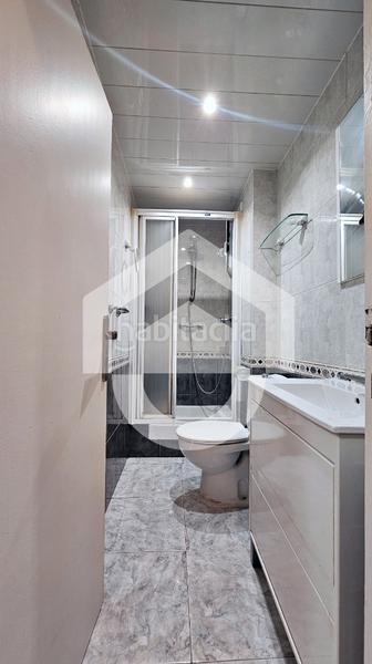 Foto 16354ae6-388e-4349-bc25-8f40aaffa94b. Pis a La Guineueta Barcelona