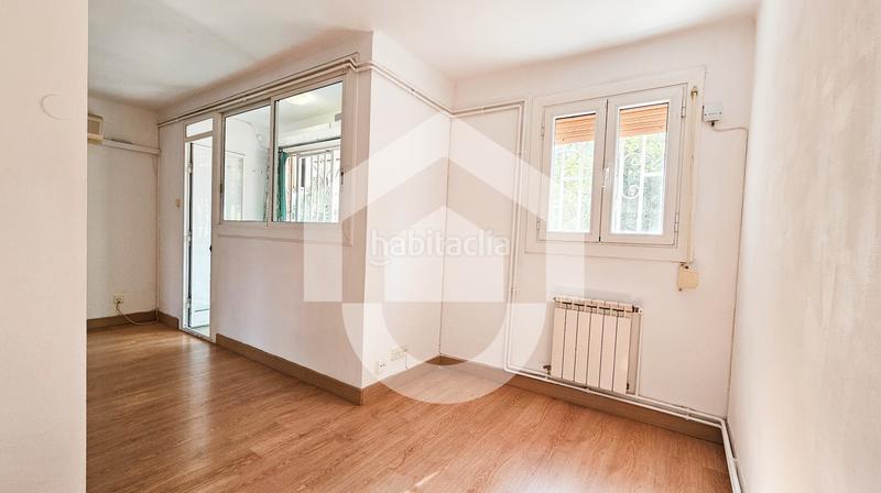 Foto f8e18ef5-4e74-41e8-b3ff-6ea7af43144b. Pis a La Guineueta Barcelona