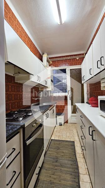 Foto 05b7de5d-7d92-4073-b305-3e0244d7ab76. Piso  en venta en fort pienc en La Bordeta Barcelona
