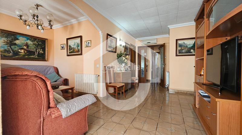 Foto 0afa715e-25a2-4995-ac58-99420053a366. Ático sobreatico en venta en verdun en Verdum Barcelona