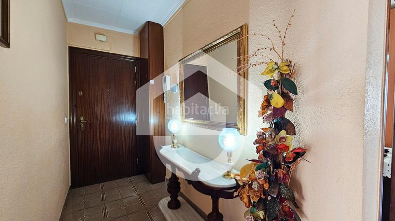 Foto 5dfdcba3-deea-4dc0-b633-5968bb5e0659. Ático sobreatico en venta en verdun en Verdum Barcelona