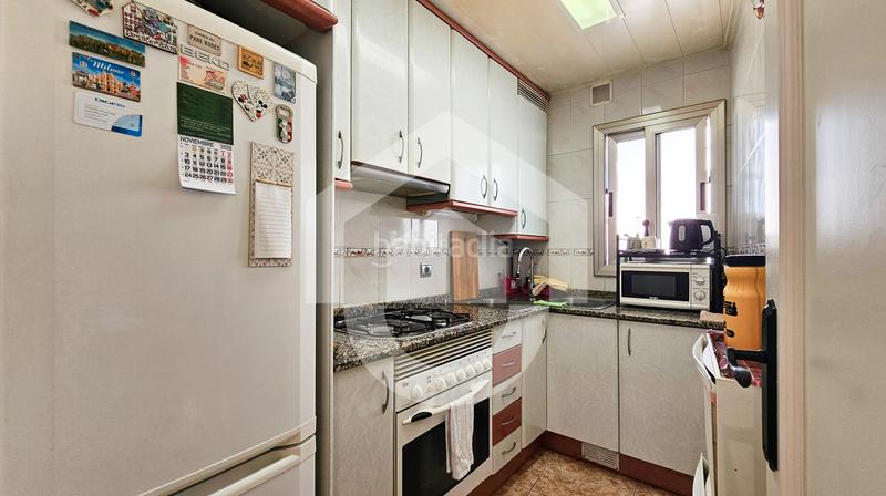 Foto f04a8cdb-7c39-4d2c-b792-a875b9692ca9. Attico in Verdum Barcelona