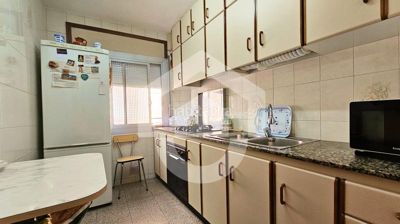 Foto b6f3c744-ba7b-443e-a883-e9d22641b30d. Appartement dans Prosperitat Barcelona