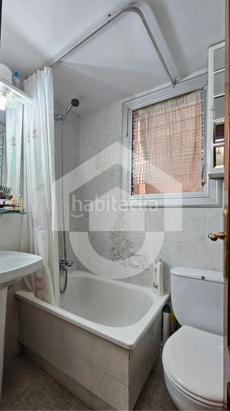 Foto 16c16c74-d955-4183-a9ef-fc3649b13f1e. Pis amb calefacció a Prosperitat Barcelona