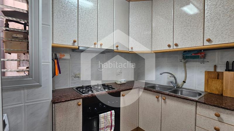 Foto dbb582e2-b164-4159-ab26-6f22e3d25286. Pis amb calefacció a Prosperitat Barcelona