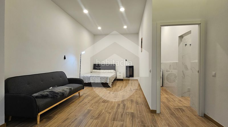 Foto 93d728e8-4b86-43d3-9393-abe77db13f09. Loft a Porta Barcelona