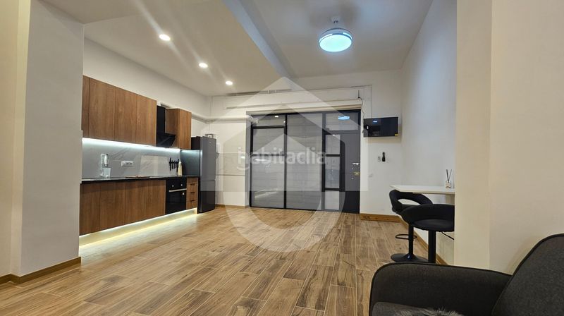 Foto ddf043a1-ed77-4ec9-8b01-77538d453c38. Loft a Porta Barcelona