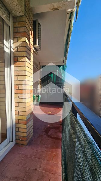 Foto d8b83f9f-8286-4ed0-9c01-5e8497b6a79c. Pis a Porta Barcelona