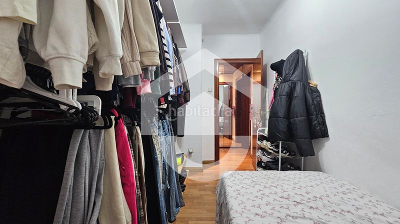 Foto fb3eb087-0a89-4763-88d1-72868ea8c365. Pis a Porta Barcelona