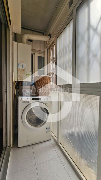 Foto fbdfb78d-75a1-4564-b676-572a5ce951e9. Pis amb calefacció a Prosperitat Barcelona