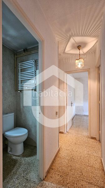 Foto c3c96a09-3e14-4044-b0f4-a49c58b0144e. Pis amb calefacció a Canyelles Barcelona