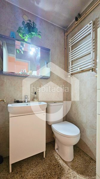 Foto c88c5c2b-2e44-47cf-89fe-ae8cff6ade8e. Pis amb calefacció a Canyelles Barcelona