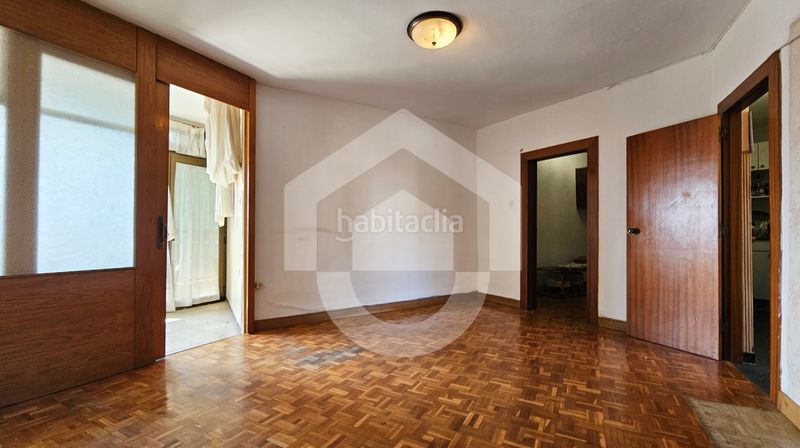 Foto 38f26eaf-1d91-4e00-96be-6be067a235da. Pis a La Guineueta Barcelona