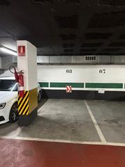Alquiler Parking coche  Carrer del consell de cent. Plaza de aparcamiento en la eixample