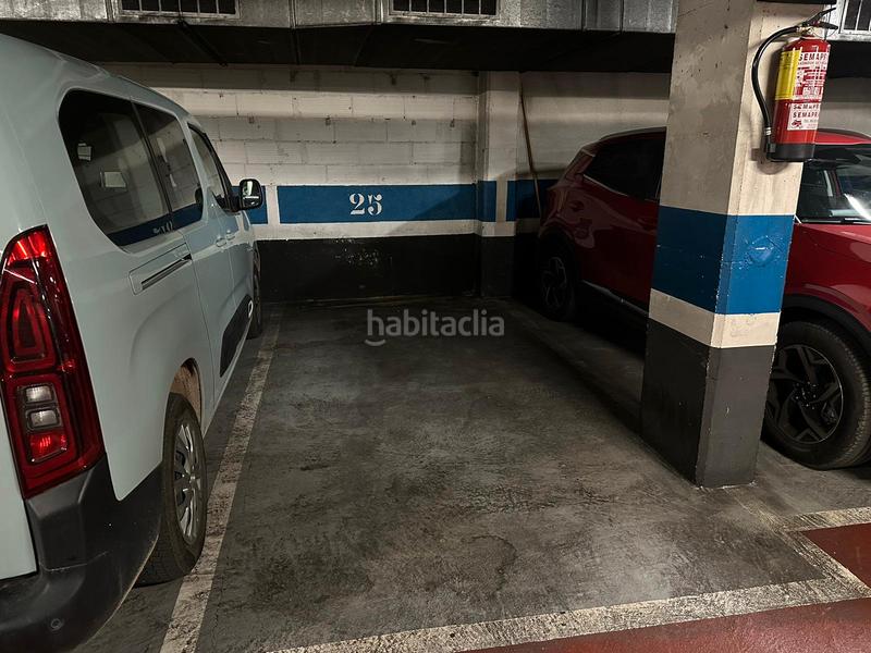 Foto e1f2691c-80de-417b-8052-a84f9bedc450. Alquiler parking coche plaza de aparcamiento en verdaguer en Barcelona