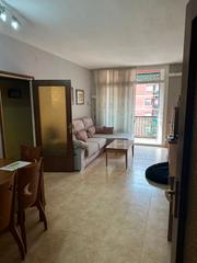 Flat  Carrer d'escòcia. Piso en venta en fabra i puig – 71 m², 3 habitaciones y balcón