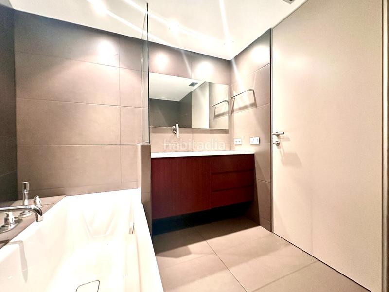 Foto c35957c6-fe74-484e-8378-b3acef5d31a7. Appartamento con riscaldamento parcheggio in Putget - Farró Barcelona