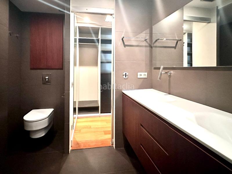 Foto fc49ae72-cd4c-4505-937d-034d5c86e071. Appartamento con riscaldamento parcheggio in Putget - Farró Barcelona