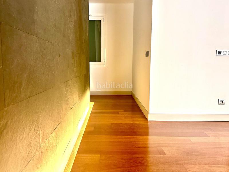 Foto dfbec703-b28b-4c1a-b8aa-6588e5c8e623. Piso en Putget - Farró Barcelona