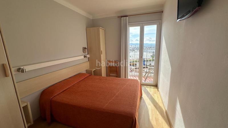 Foto c8063c2d-118d-4924-b7ee-307a24ab8902. Edificio in l´Estartit poble Estartit