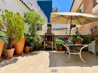 Casa a El Raval. Casa espectacular, 5 hab. barbacoa, tres terrazas, dos garajes