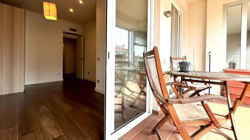 Foto 00f869d7-2660-4604-833f-3a8c27d66bd7. Piso  en venta alto y reformado con terraza en finca con ascensor yconserje, junto a francesc macia y hospital clínic en Barcelona