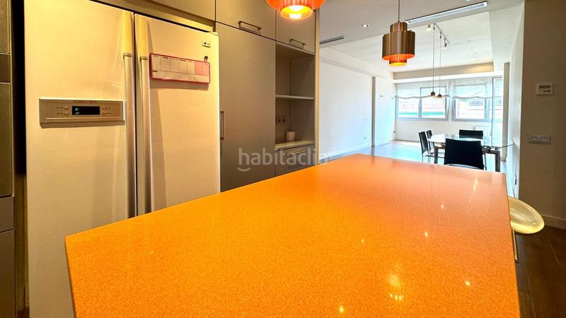 Foto 11f1c758-fa75-4815-b5fe-cb7b169a0c21. Piso  en venta alto y reformado con terraza en finca con ascensor yconserje, junto a francesc macia y hospital clínic en Barcelona